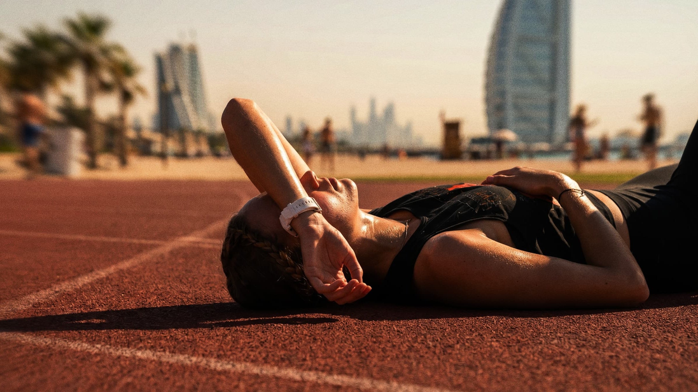 Why Am I So Tired in Summer? The Hormone Shift Behind Gulf Fatigue
