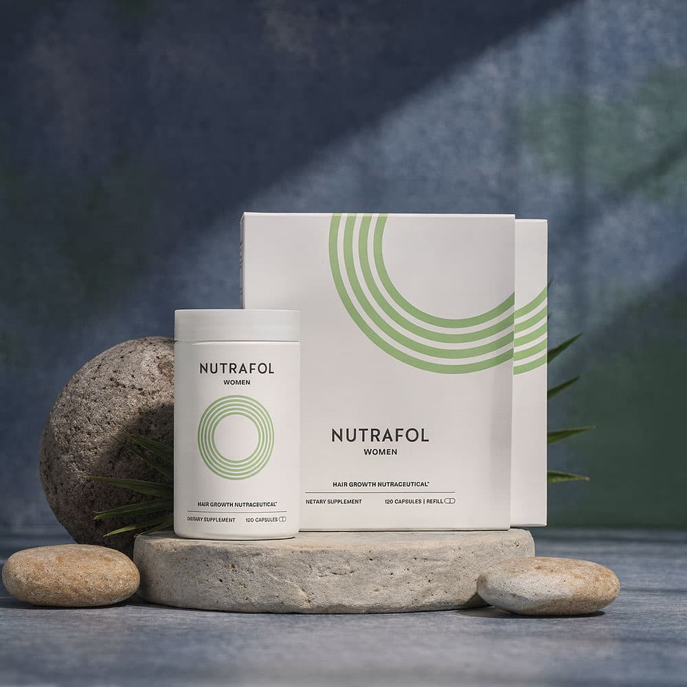Nutrafol لنمو الشعر للنساء من عمر 18-44، 360 كبسولة - إمداد 3 أشهر