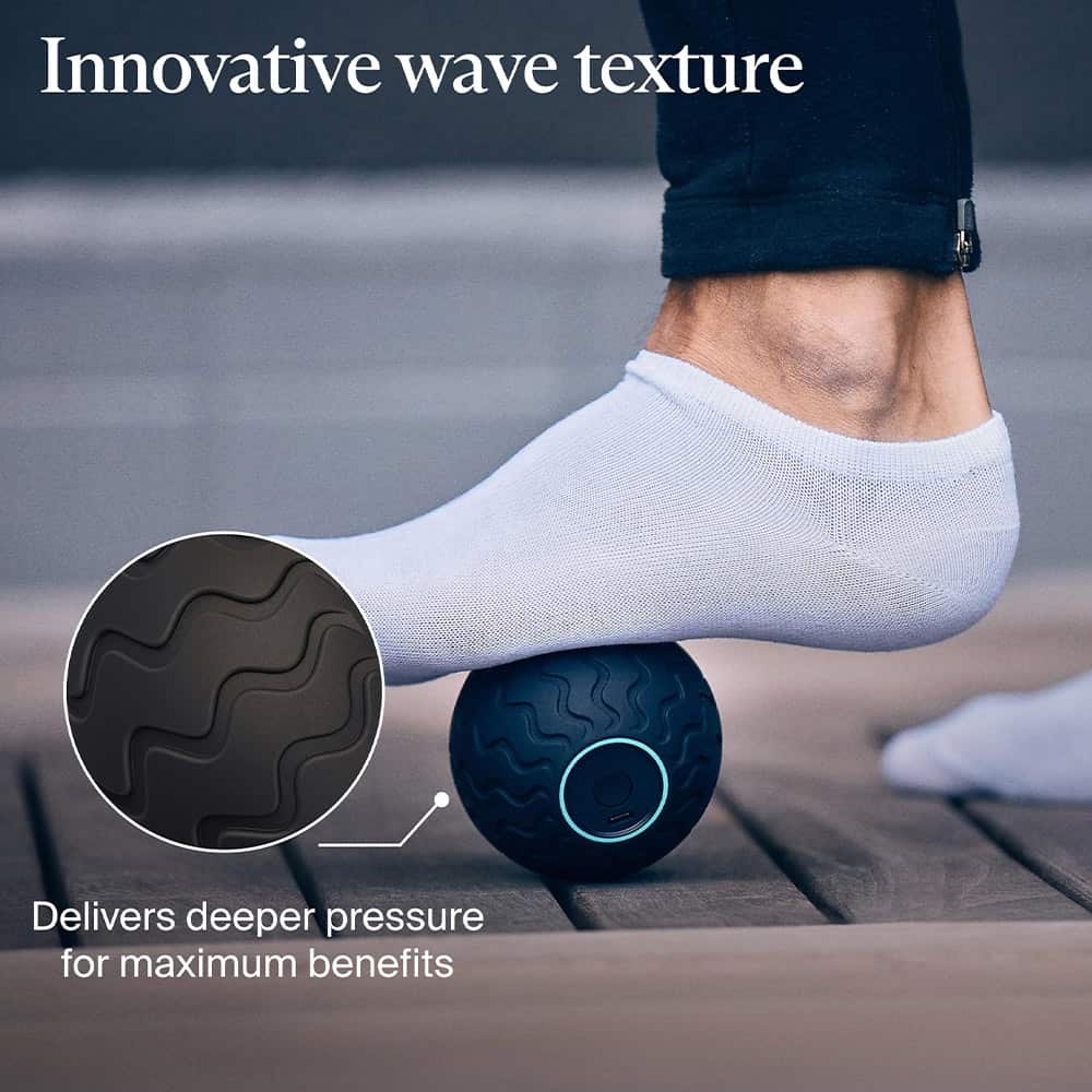 Therabody Wave Solo - Handheld Vibration Therapy Ball