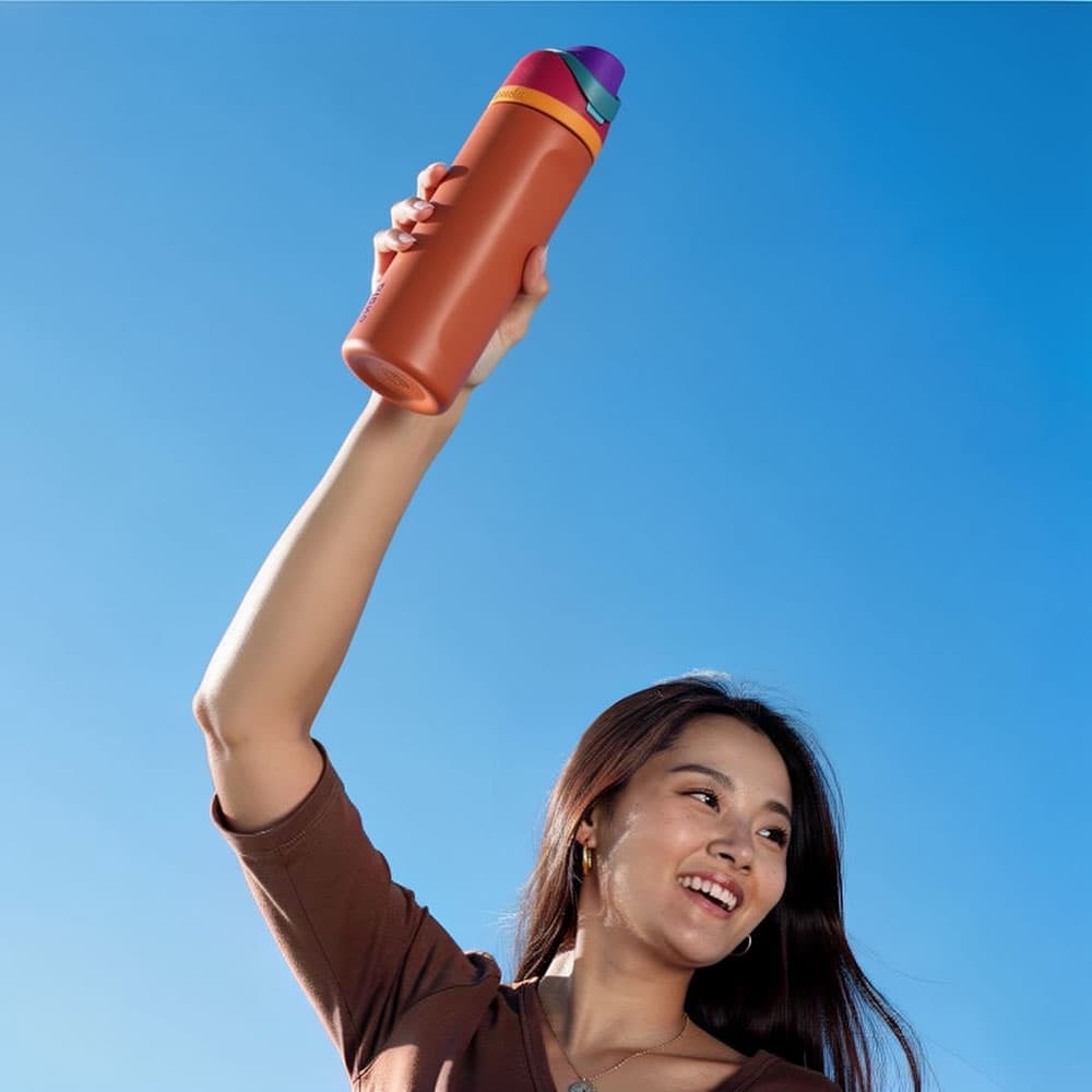Owala FreeSip Insulated Bottle 24oz - Plum/Brown